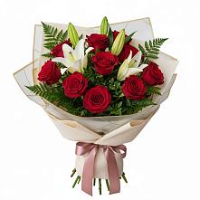 Букет цветов из:  Лилии и Розы в Железноводском