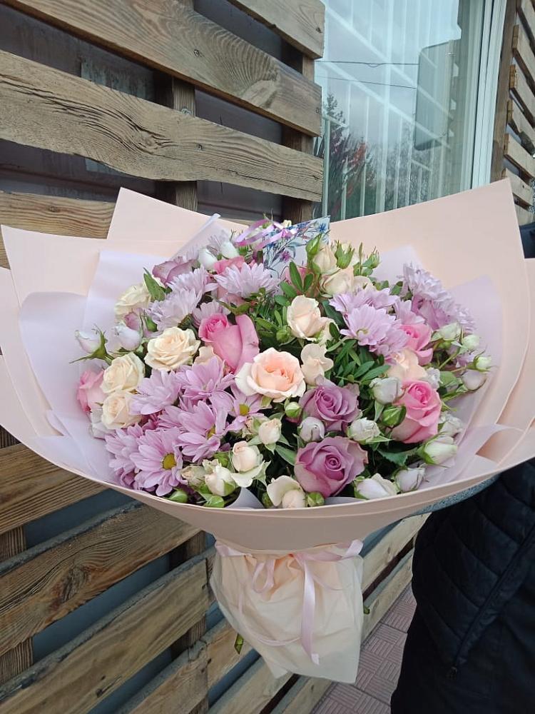 Букет цветов из: Розы и Хризантемы в Железноводском