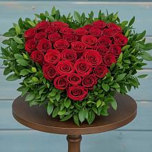 Цветочная композиция из Розы в виде сердца #REPLACE_PRED# Железноводском