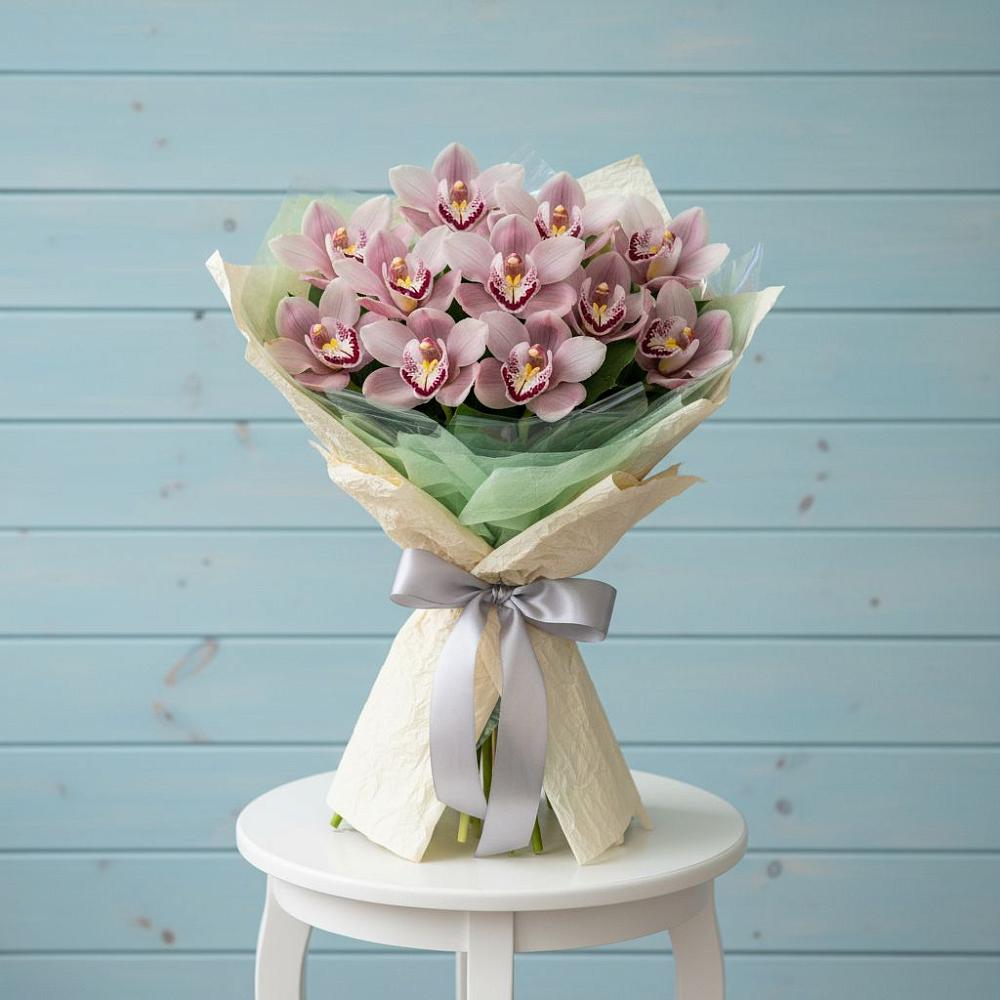 Букет цветов из: Орхидеи и Розы в Железноводском