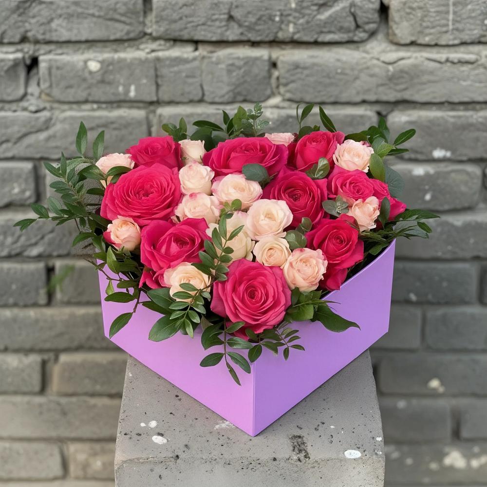 Цветочная композиция из Розы в коробке в Железноводском
