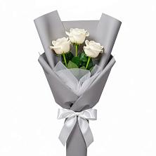 Букет 3 белые розы в Железноводском