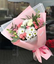 Букет цветов из:  Розы, Лизиантусы и Хризантемы в Железноводском