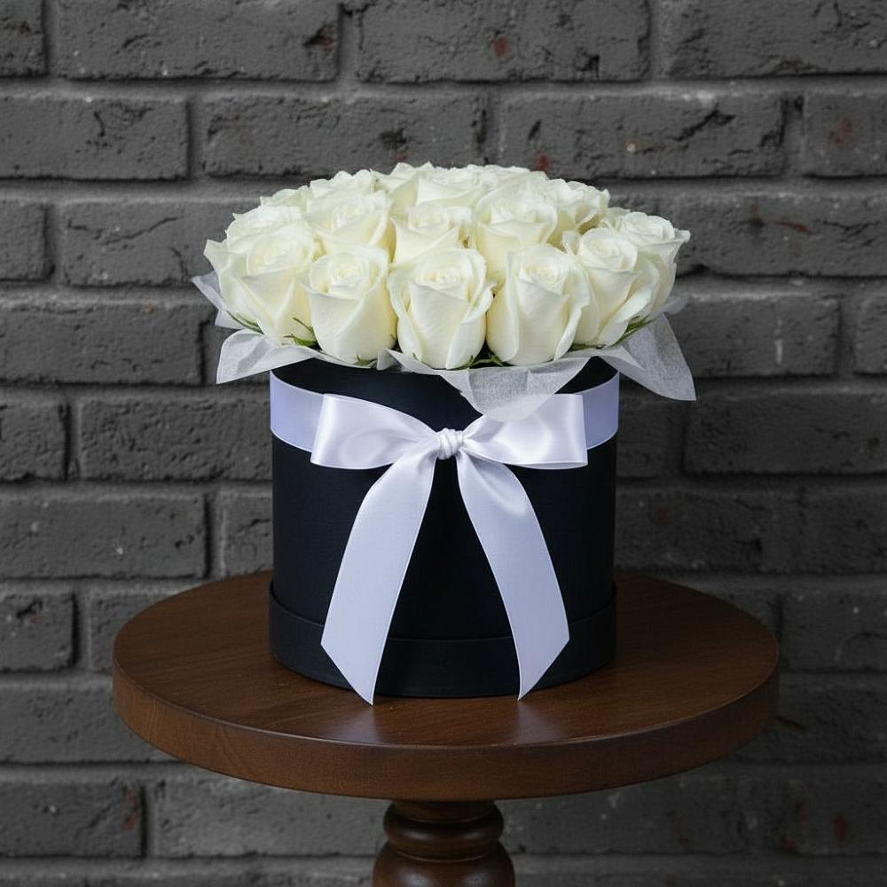 Цветочная композиция из Розы в шляпной коробке в Железноводском