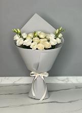 Букет цветов из:  Розы и Лизиантусы в Железноводском